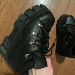 Gothic platform lace up sneakers